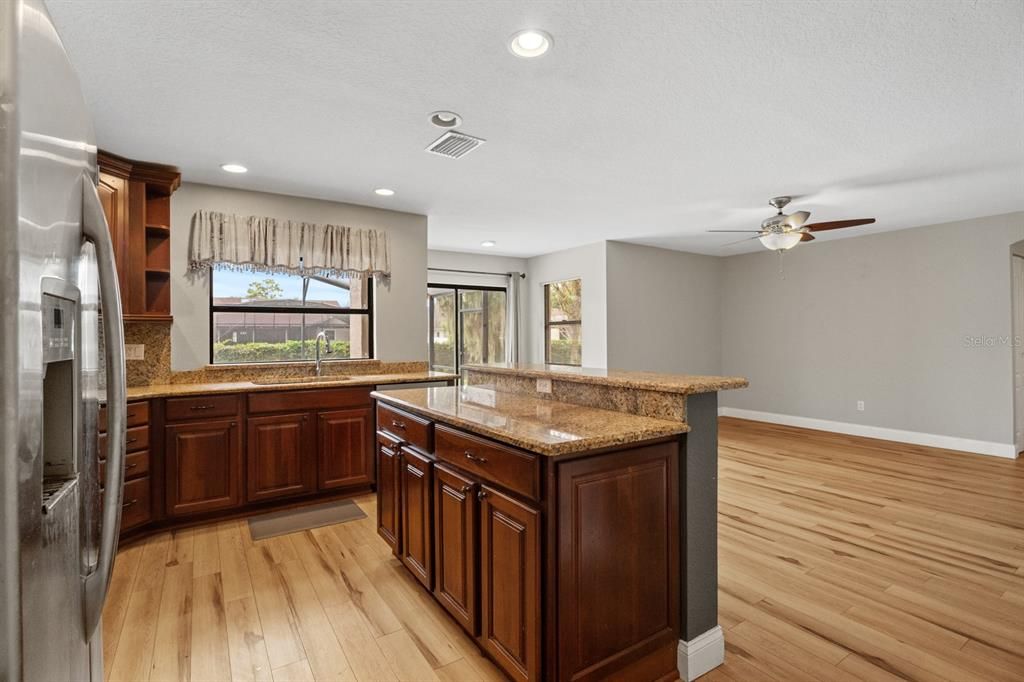For Sale: $740,000 (4 beds, 3 baths, 2133 Square Feet)