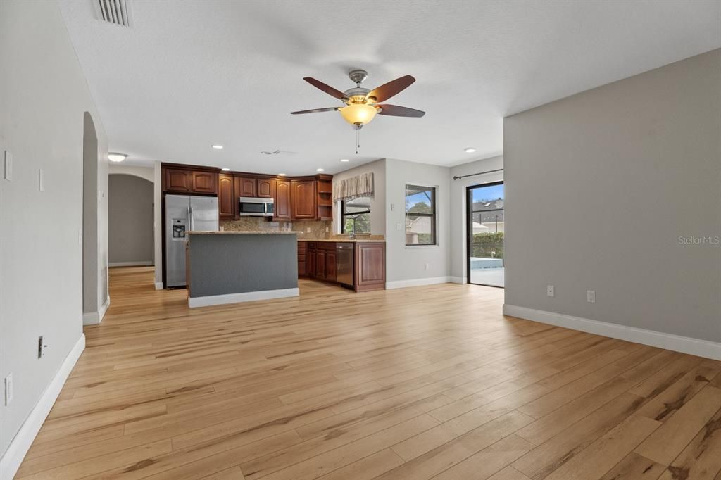 For Sale: $740,000 (4 beds, 3 baths, 2133 Square Feet)