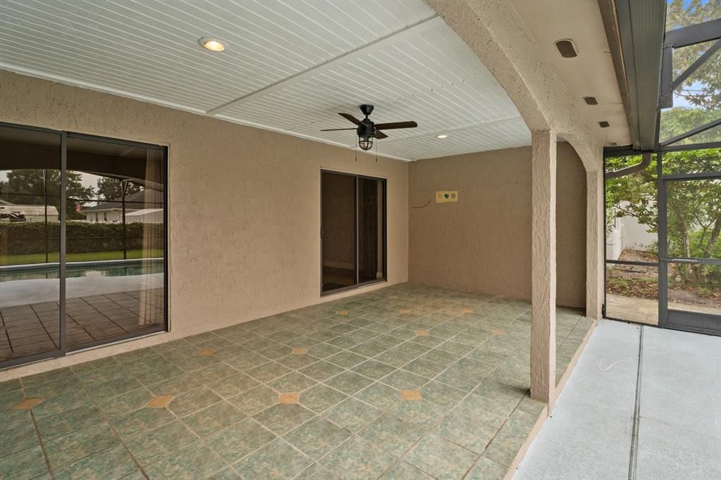 For Sale: $740,000 (4 beds, 3 baths, 2133 Square Feet)