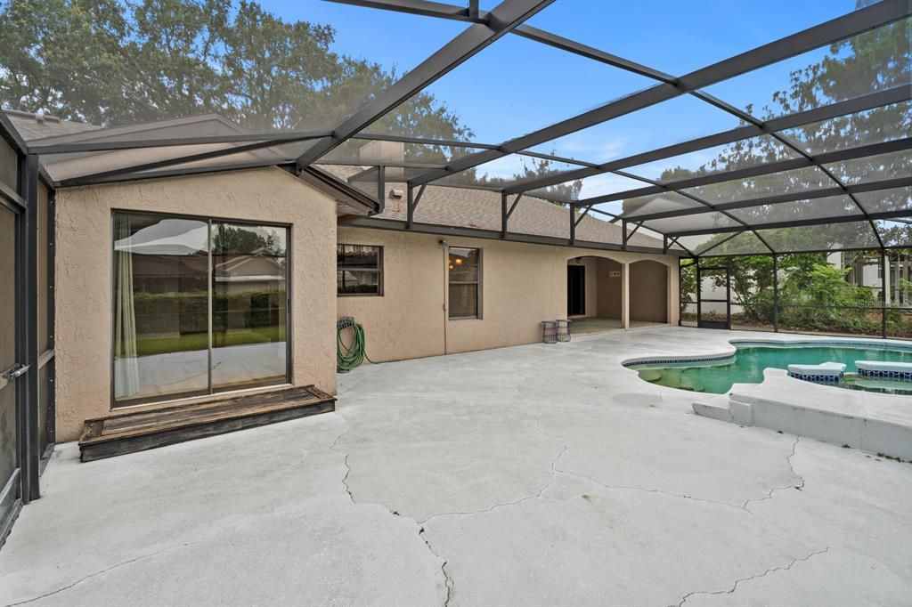 For Sale: $740,000 (4 beds, 3 baths, 2133 Square Feet)