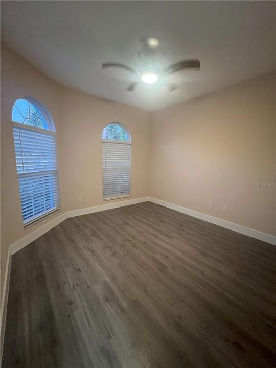 For Rent: $3,100 (3 beds, 2 baths, 1983 Square Feet)