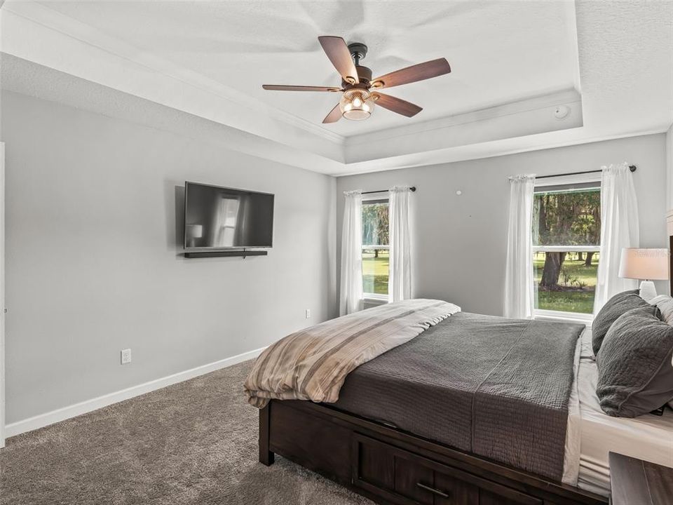 For Sale: $895,000 (3 beds, 2 baths, 1756 Square Feet)