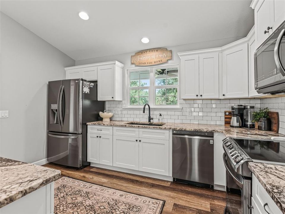 For Sale: $895,000 (3 beds, 2 baths, 1756 Square Feet)