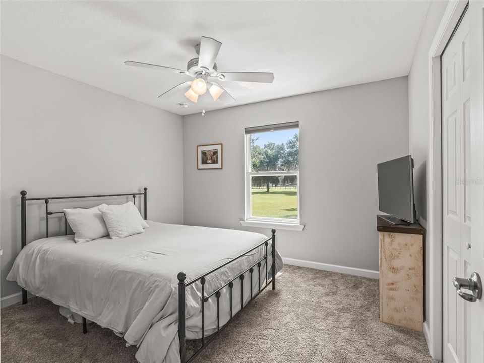 For Sale: $895,000 (3 beds, 2 baths, 1756 Square Feet)