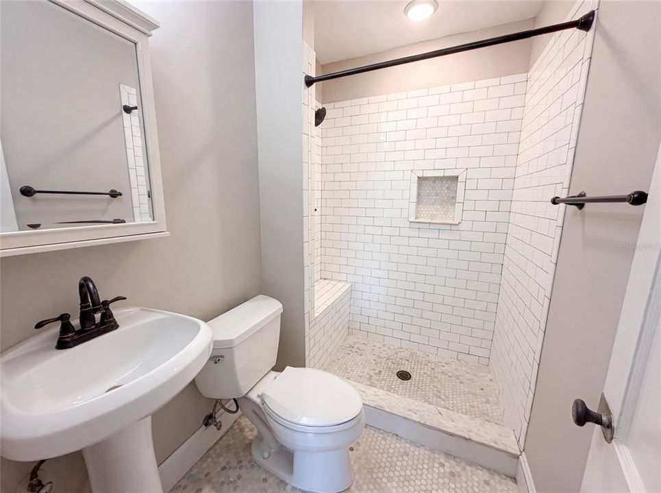 En Venta: $455,000 (3 camas, 2 baños, 1476 Pies cuadrados)