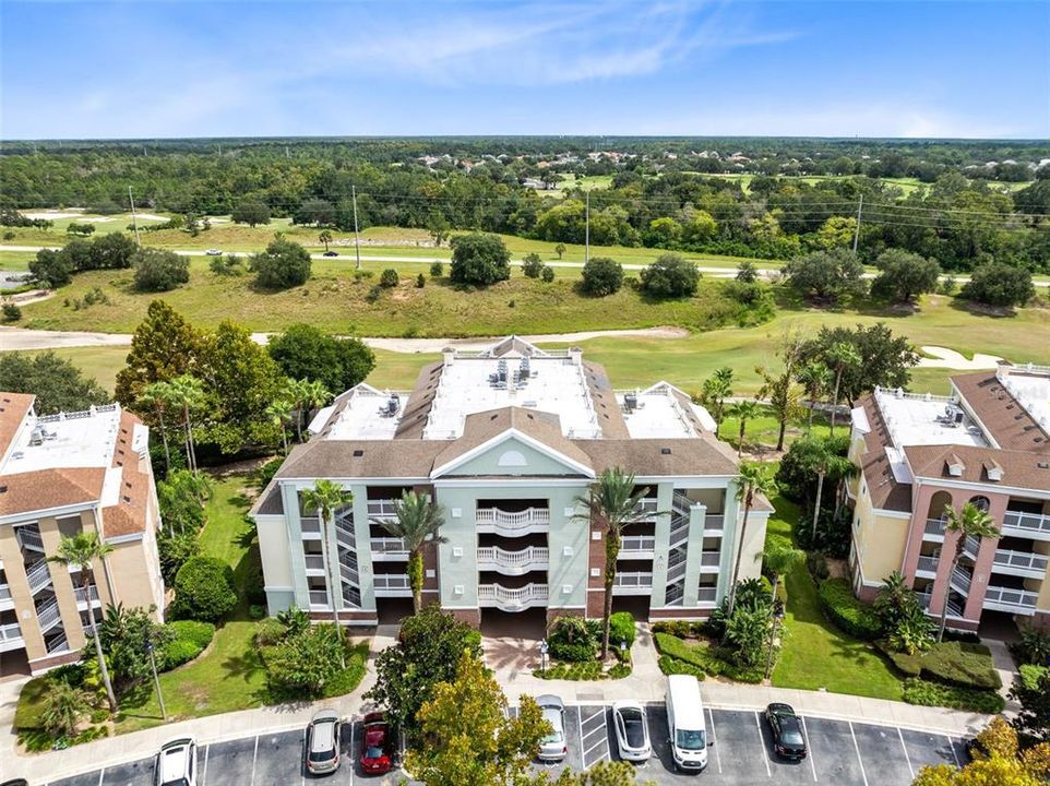 For Sale: $335,000 (3 beds, 3 baths, 1755 Square Feet)