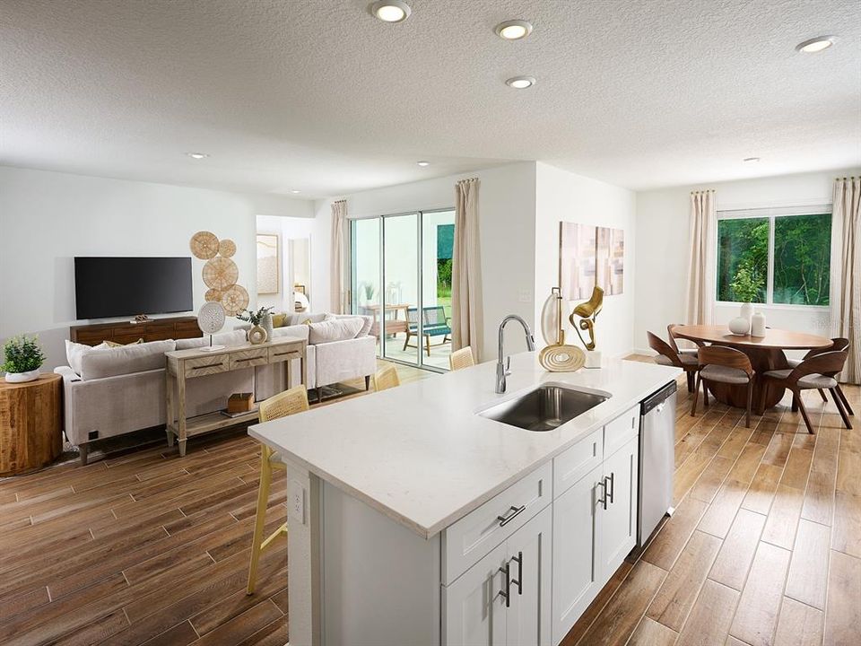 Activo con contrato: $467,990 (4 camas, 3 baños, 2486 Pies cuadrados)