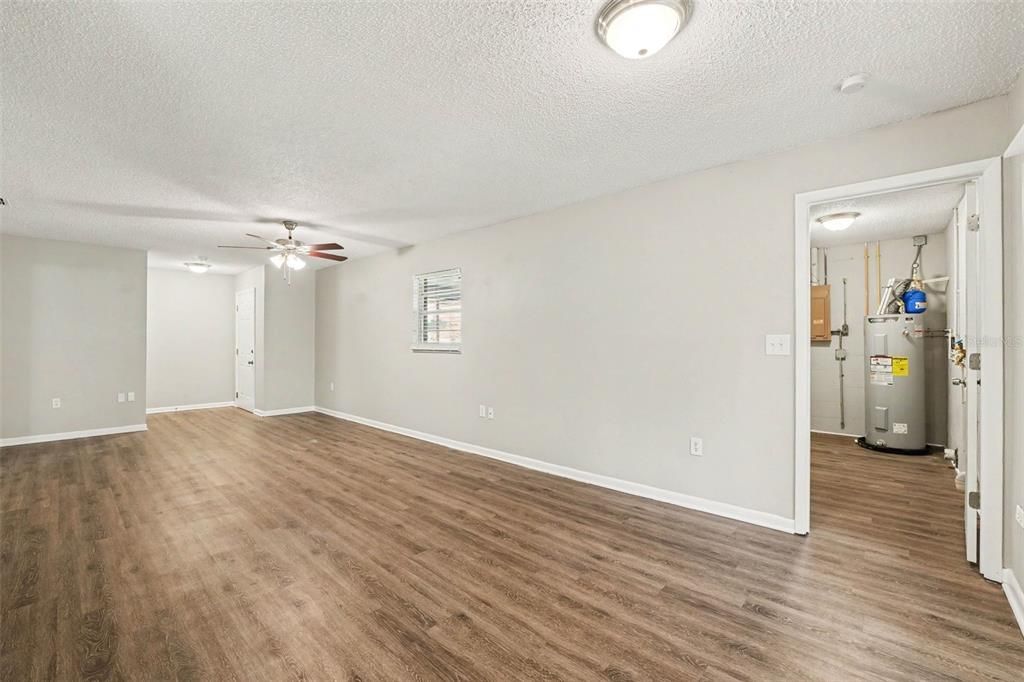 En Venta: $234,900 (3 camas, 2 baños, 1185 Pies cuadrados)