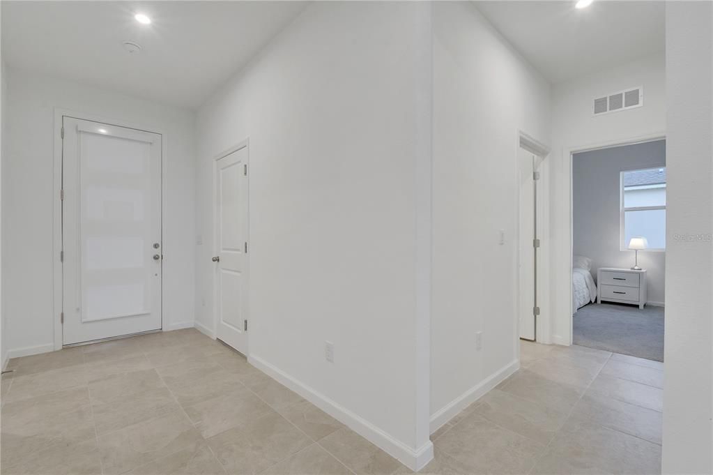 В аренду: $2,799 (4 спален, 3 ванн, 2050 Квадратных фут)