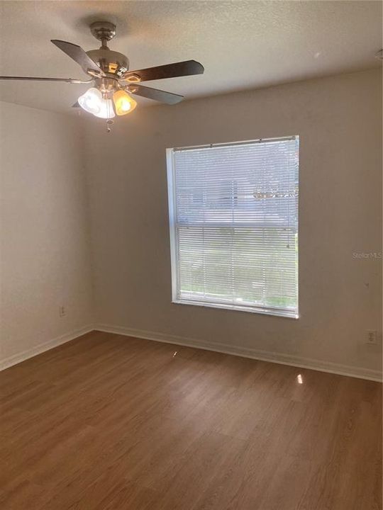 В аренду: $1,875 (3 спален, 2 ванн, 1511 Квадратных фут)
