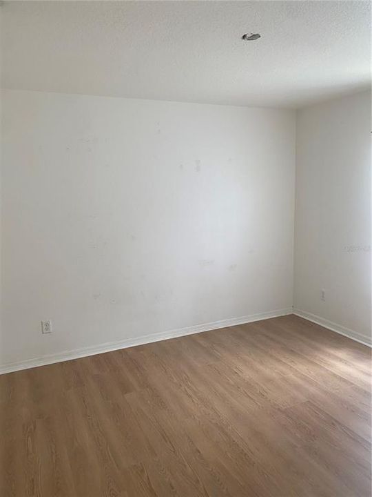 В аренду: $1,875 (3 спален, 2 ванн, 1511 Квадратных фут)
