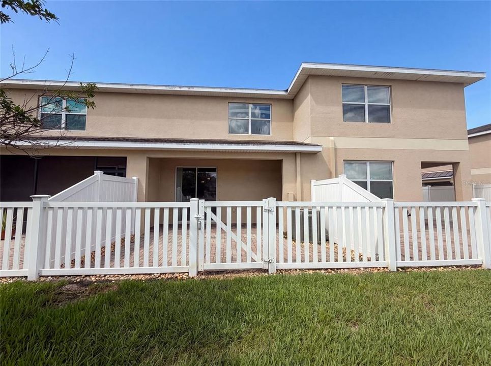 En Venta: $230,000 (3 camas, 2 baños, 1666 Pies cuadrados)