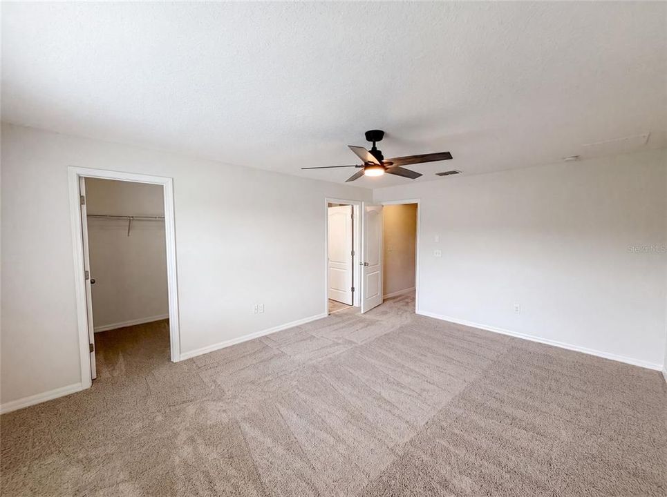 En Venta: $230,000 (3 camas, 2 baños, 1666 Pies cuadrados)