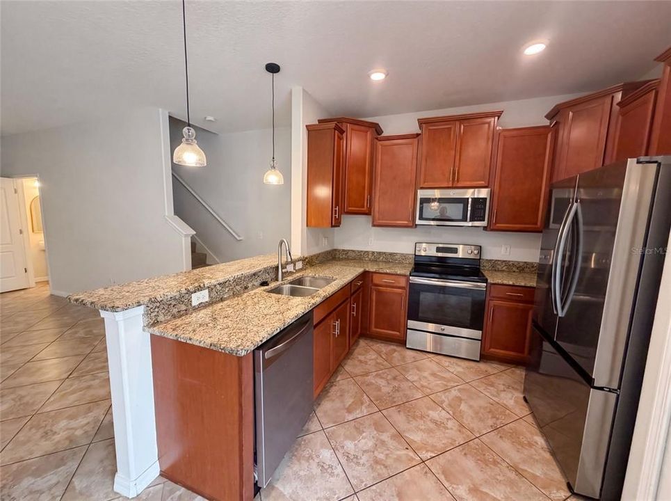 En Venta: $230,000 (3 camas, 2 baños, 1666 Pies cuadrados)