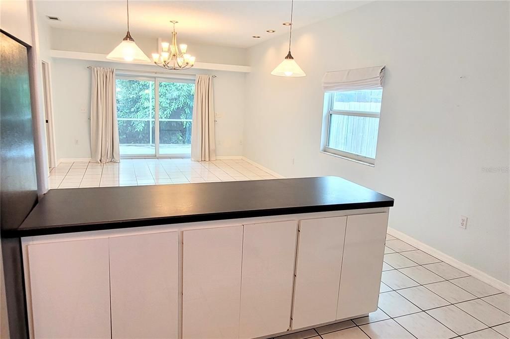 En Venta: $439,900 (3 camas, 2 baños, 1161 Pies cuadrados)