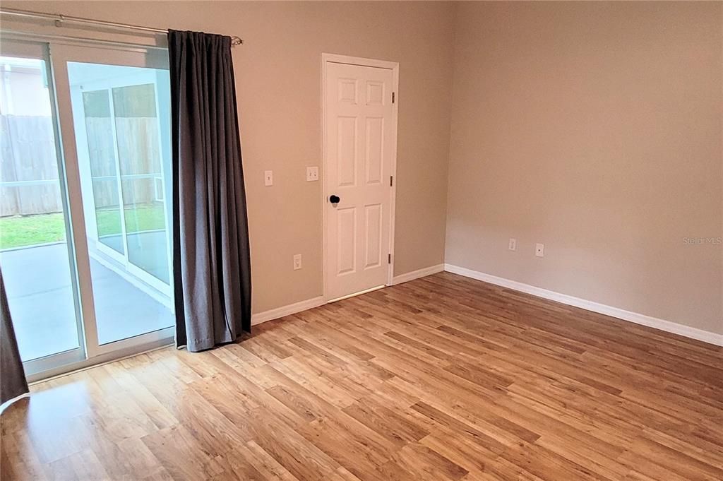 En Venta: $439,900 (3 camas, 2 baños, 1161 Pies cuadrados)
