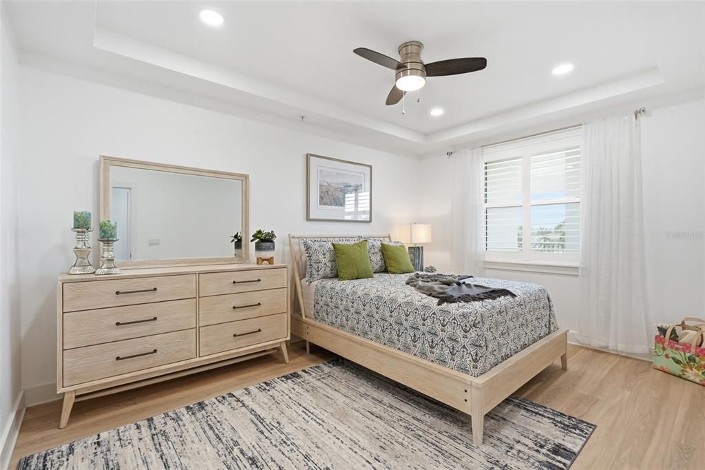 For Sale: $665,000 (2 beds, 2 baths, 1782 Square Feet)