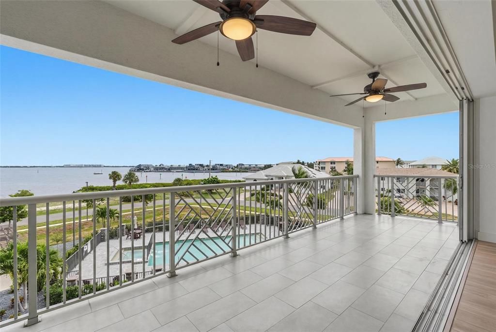 For Sale: $665,000 (2 beds, 2 baths, 1782 Square Feet)