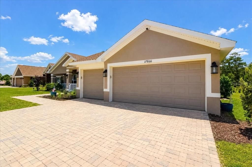 На продажу: $429,900 (4 спален, 3 ванн, 2279 Квадратных фут)
