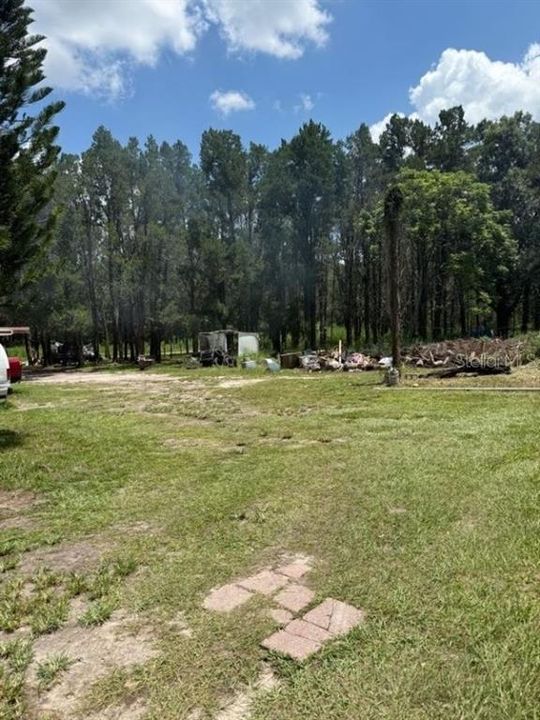 На продажу: $179,000 (2.08 acres)