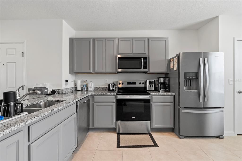 En Venta: $365,000 (3 camas, 2 baños, 1635 Pies cuadrados)
