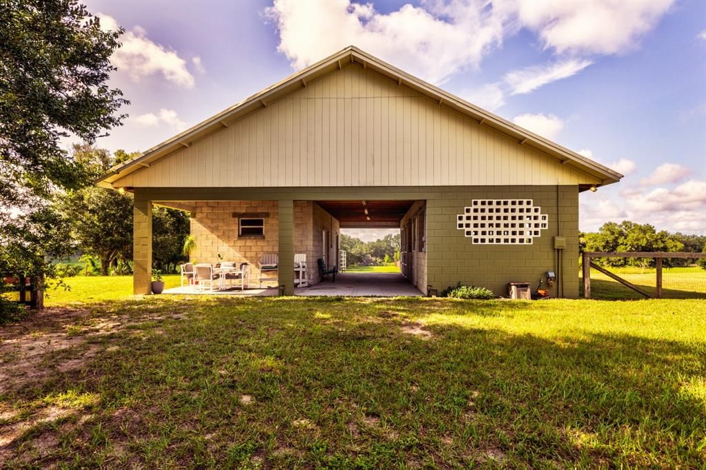 For Sale: $870,000 (3 beds, 2 baths, 1930 Square Feet)