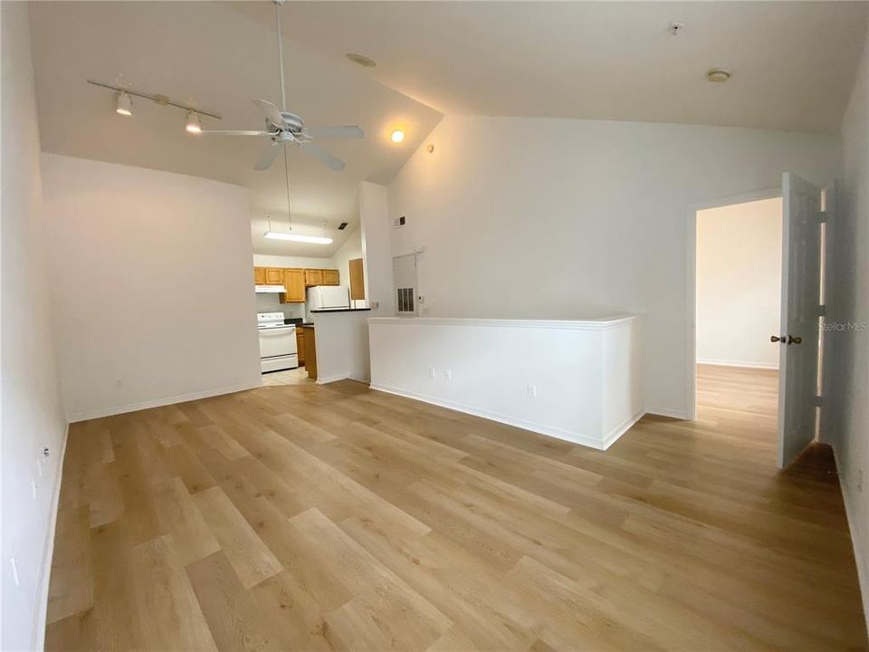 В аренду: $1,400 (1 спален, 1 ванн, 658 Квадратных фут)