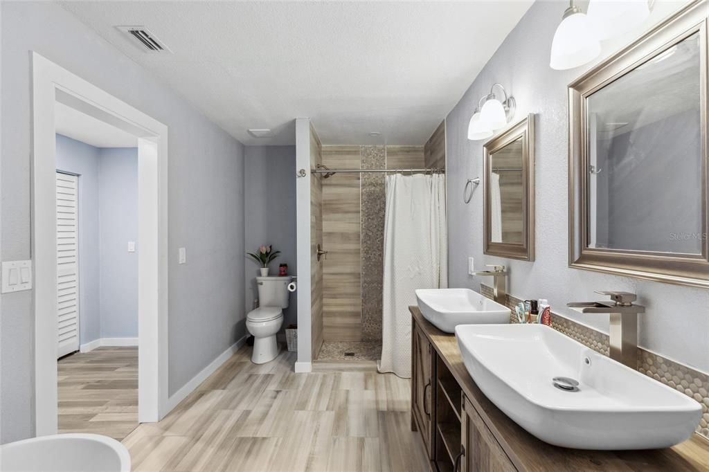 На продажу: $449,000 (3 спален, 2 ванн, 2444 Квадратных фут)