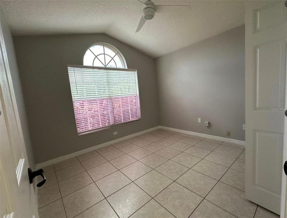 For Rent: $2,700 (4 beds, 2 baths, 1620 Square Feet)