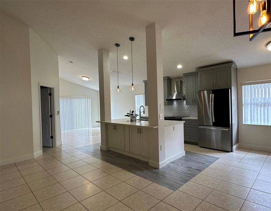 For Rent: $2,700 (4 beds, 2 baths, 1620 Square Feet)