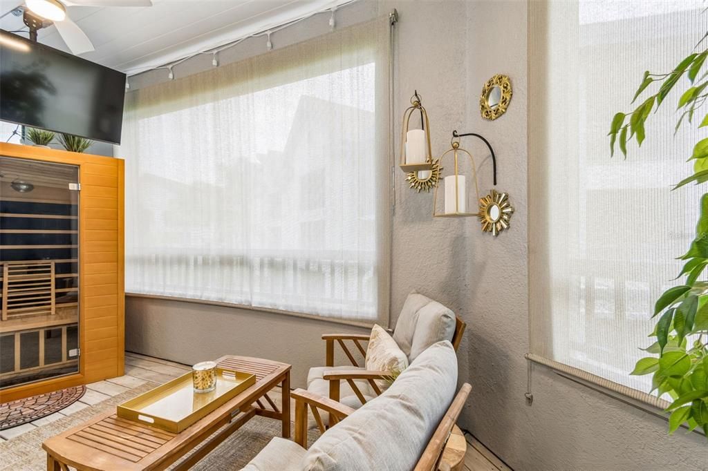На продажу: $255,000 (2 спален, 2 ванн, 1121 Квадратных фут)