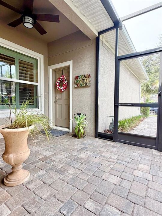 For Sale: $495,000 (2 beds, 2 baths, 2400 Square Feet)
