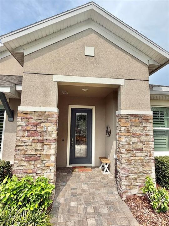 For Sale: $495,000 (2 beds, 2 baths, 2400 Square Feet)