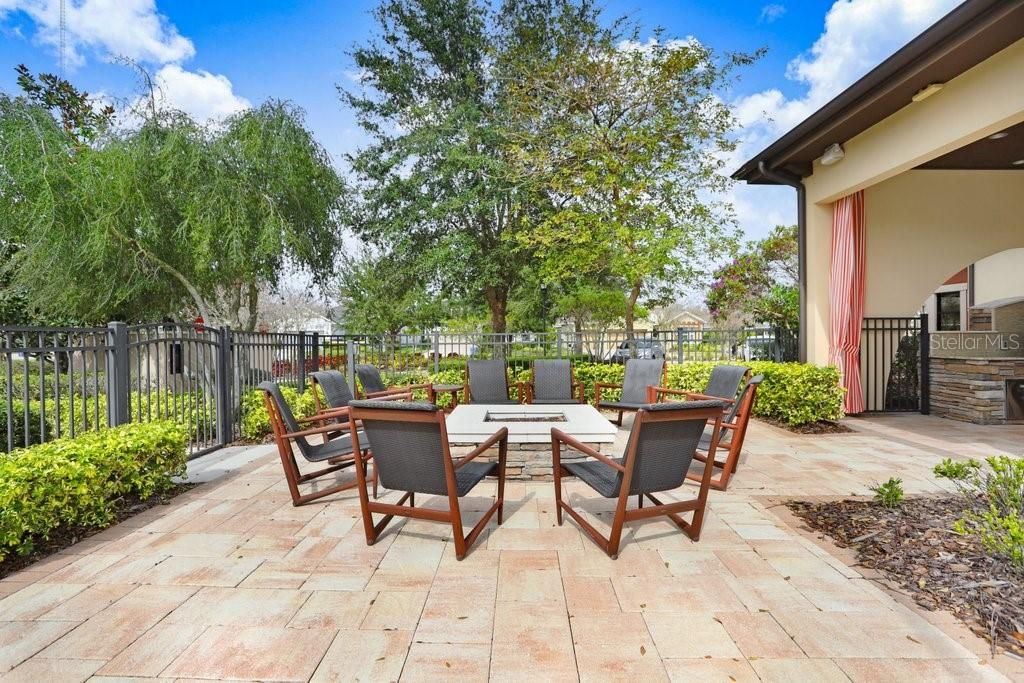 For Sale: $495,000 (2 beds, 2 baths, 2400 Square Feet)