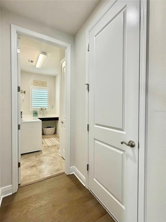 For Sale: $495,000 (2 beds, 2 baths, 2400 Square Feet)