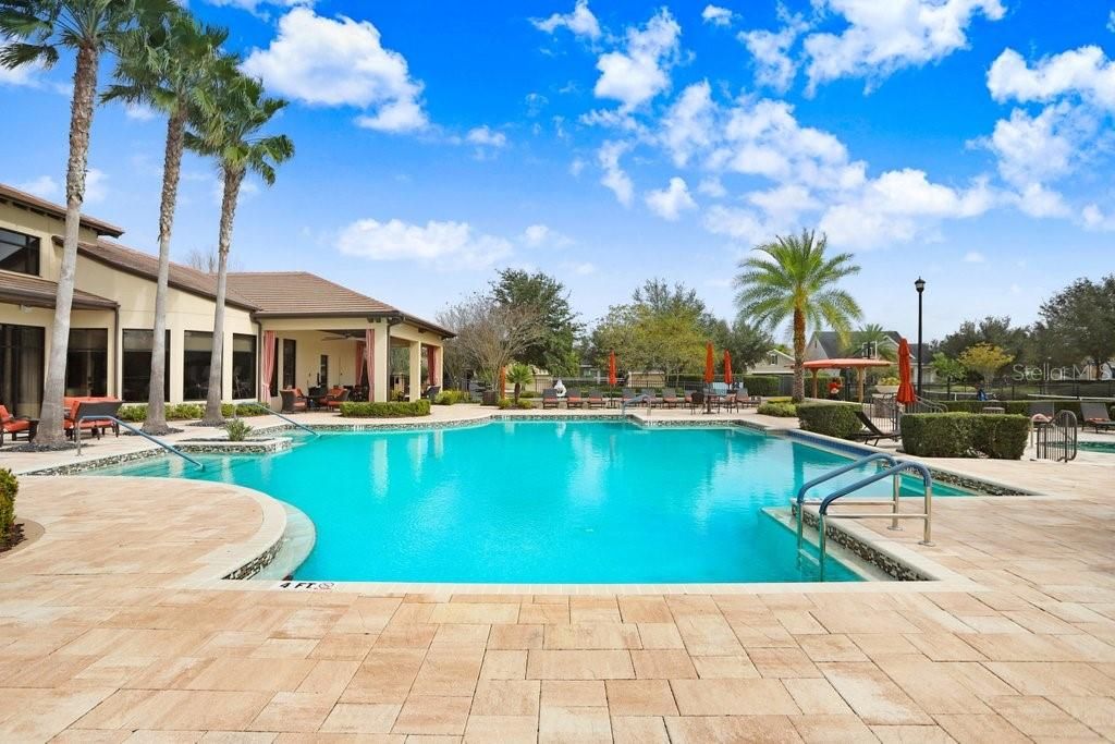 For Sale: $495,000 (2 beds, 2 baths, 2400 Square Feet)