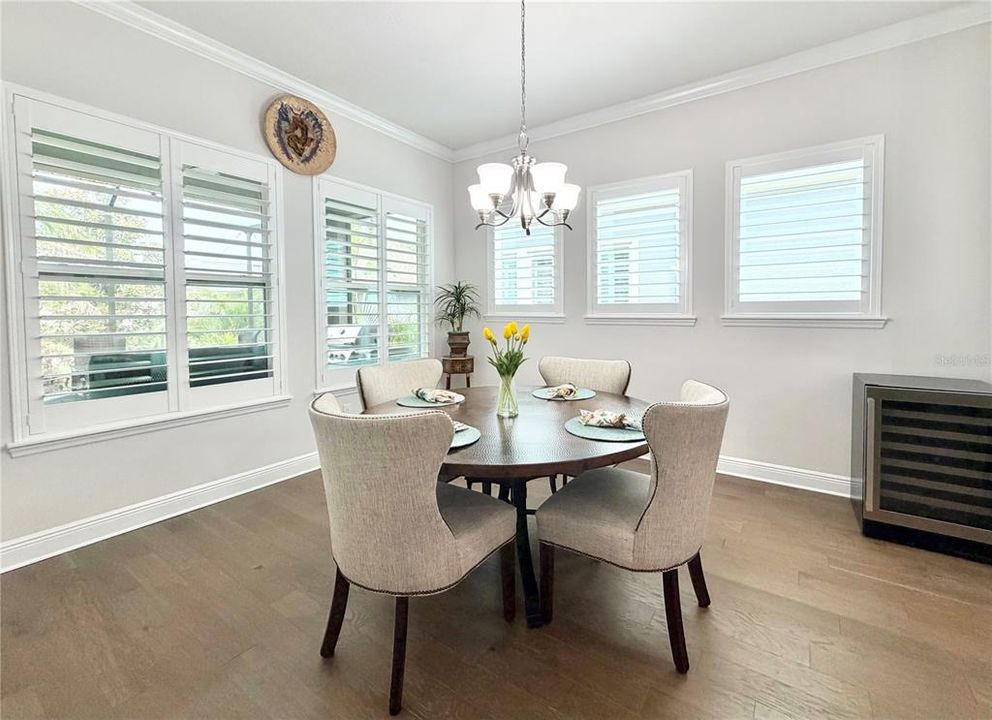 For Sale: $495,000 (2 beds, 2 baths, 2400 Square Feet)