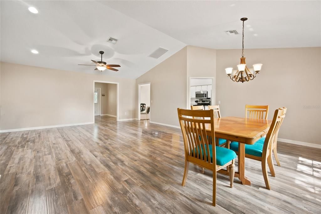 For Sale: $299,500 (3 beds, 2 baths, 2049 Square Feet)