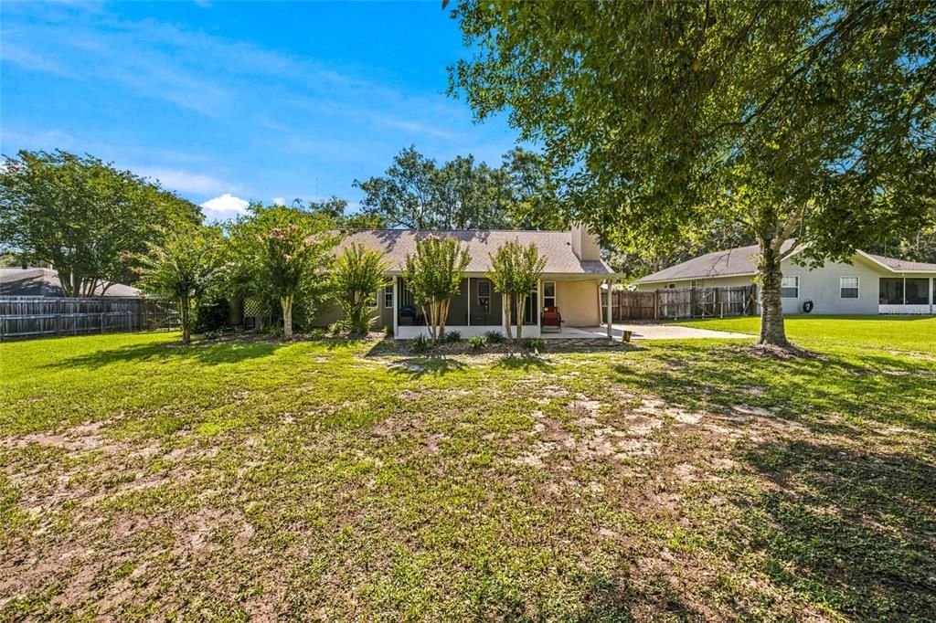 For Sale: $299,500 (3 beds, 2 baths, 2049 Square Feet)