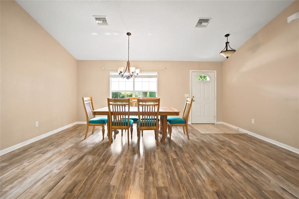 For Sale: $299,500 (3 beds, 2 baths, 2049 Square Feet)