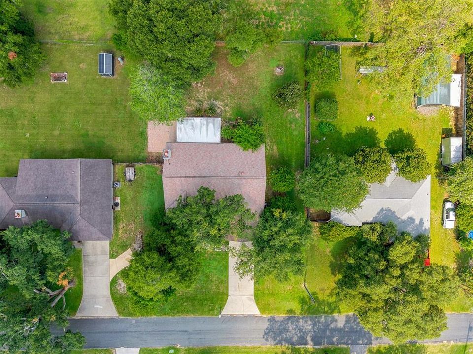 For Sale: $299,500 (3 beds, 2 baths, 2049 Square Feet)