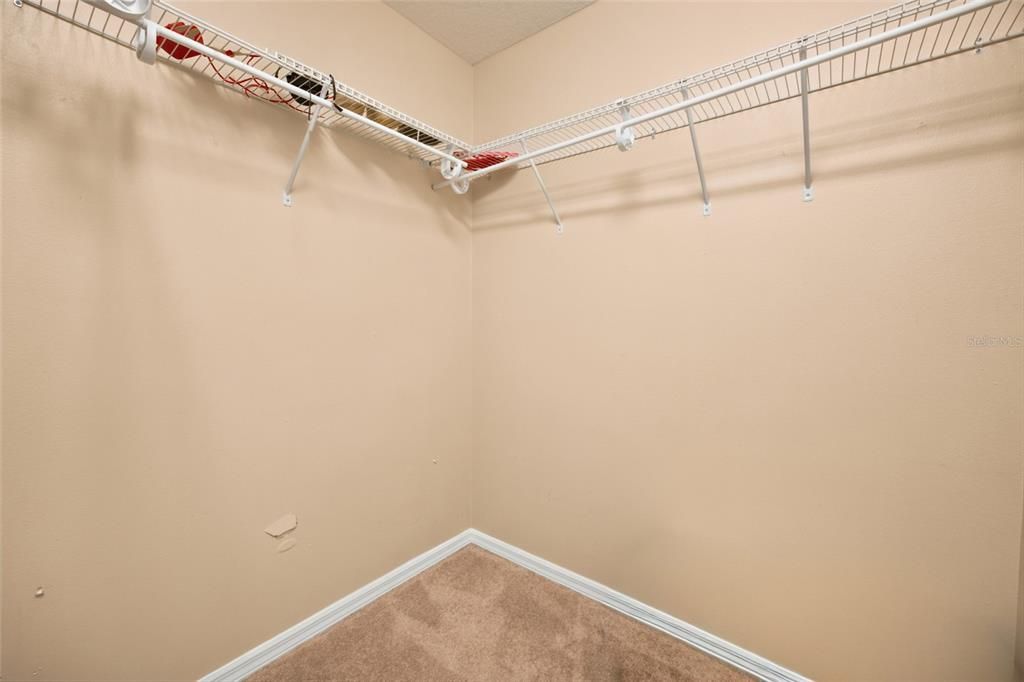 For Sale: $299,500 (3 beds, 2 baths, 2049 Square Feet)