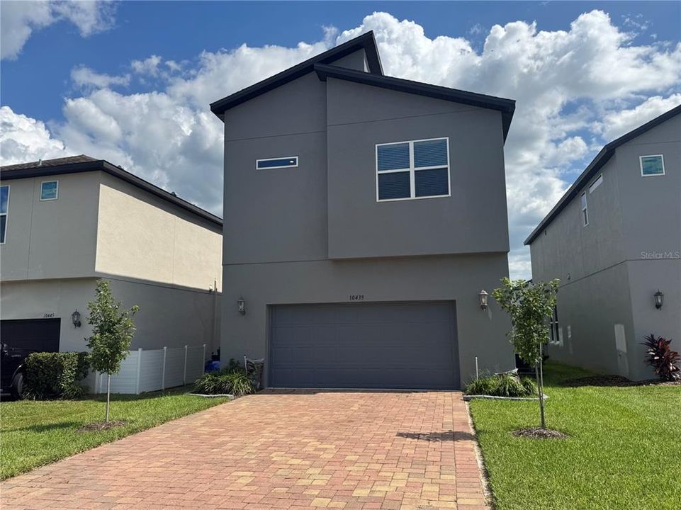 En Venta: $555,000 (3 camas, 2 baños, 2082 Pies cuadrados)
