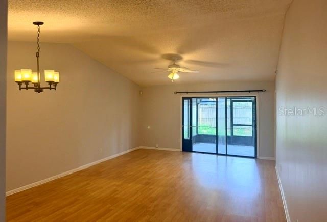 В аренду: $1,500 (2 спален, 2 ванн, 1396 Квадратных фут)