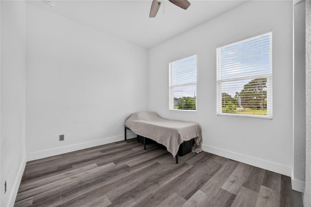 For Sale: $550,000 (4 beds, 2 baths, 1667 Square Feet)