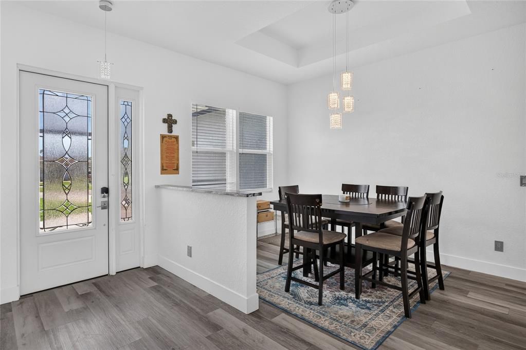 For Sale: $550,000 (4 beds, 2 baths, 1667 Square Feet)
