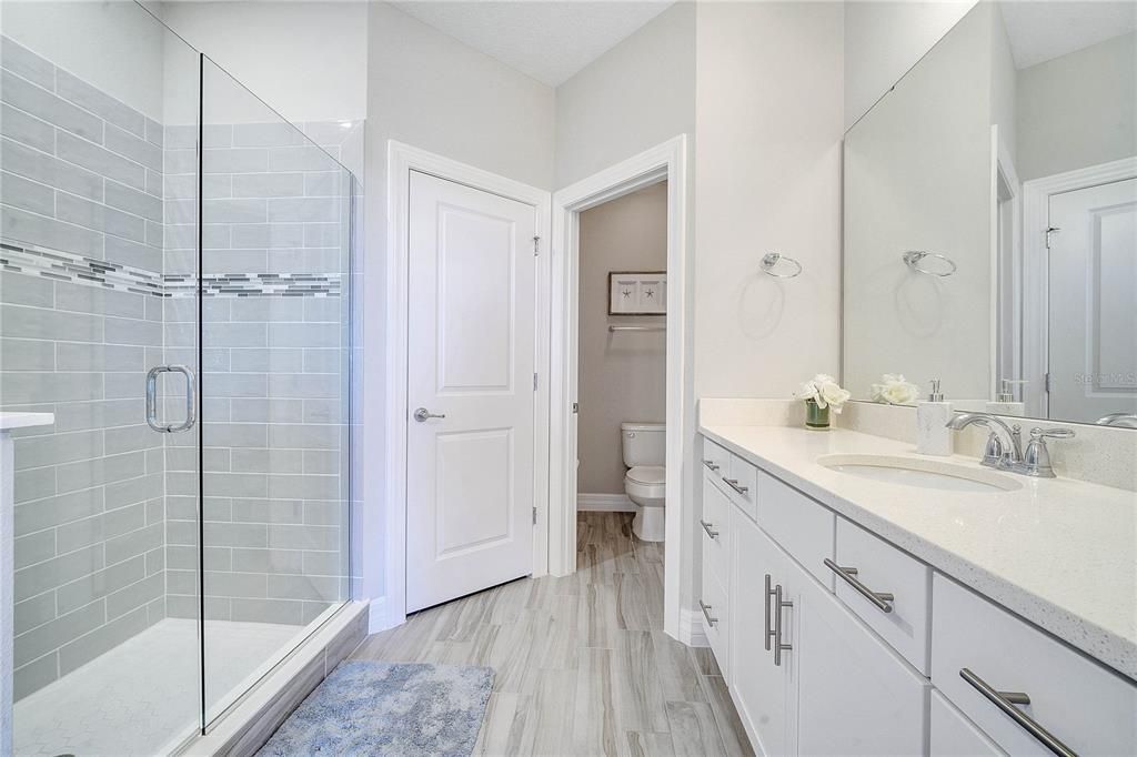 В аренду: $3,200 (2 спален, 3 ванн, 2167 Квадратных фут)