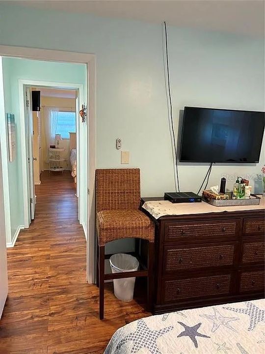 En Venta: $275,000 (2 camas, 2 baños, 910 Pies cuadrados)
