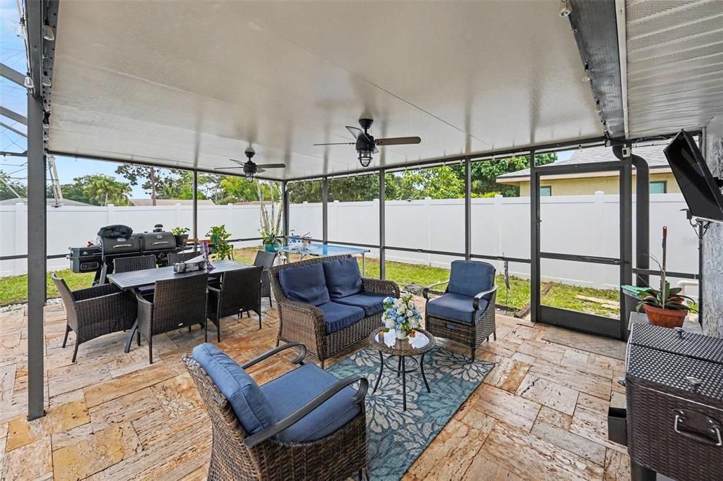 En Venta: $565,000 (3 camas, 2 baños, 1605 Pies cuadrados)