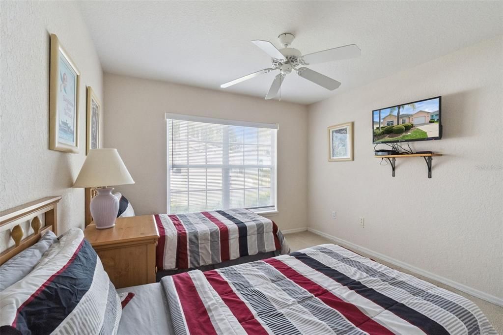 En Venta: $374,999 (4 camas, 3 baños, 1731 Pies cuadrados)